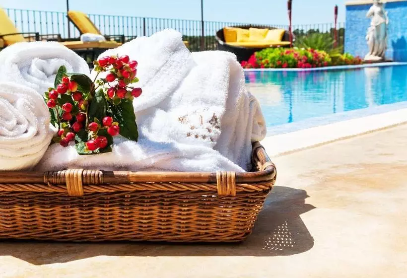 Hotelli Palacio Villa De Alarcón