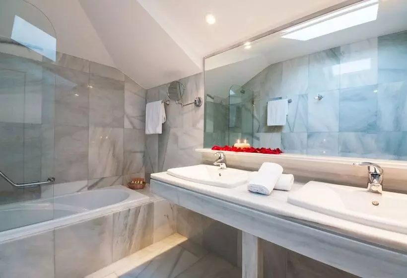 Hotelli Palacio Villa De Alarcón