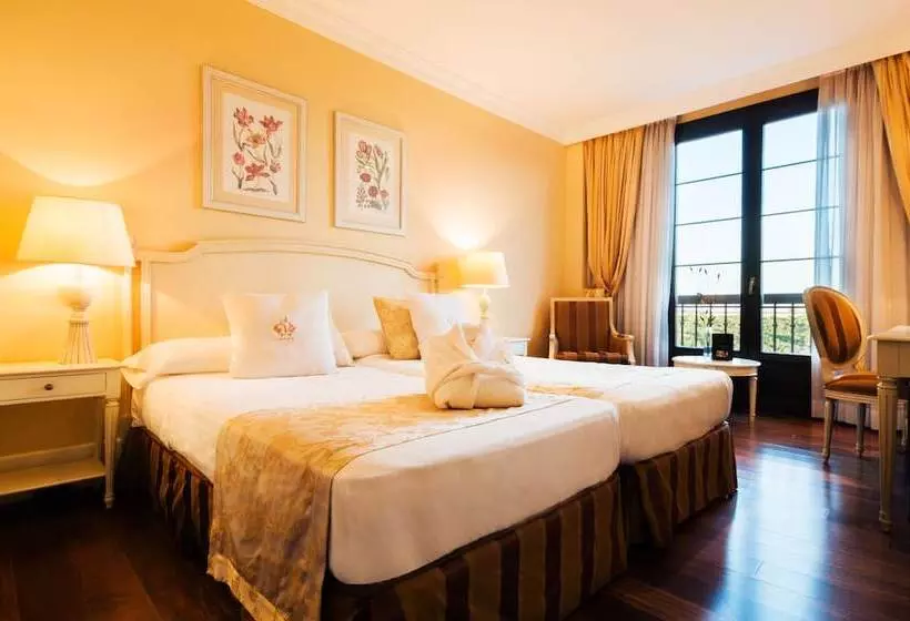 Hotelli Palacio Villa De Alarcón