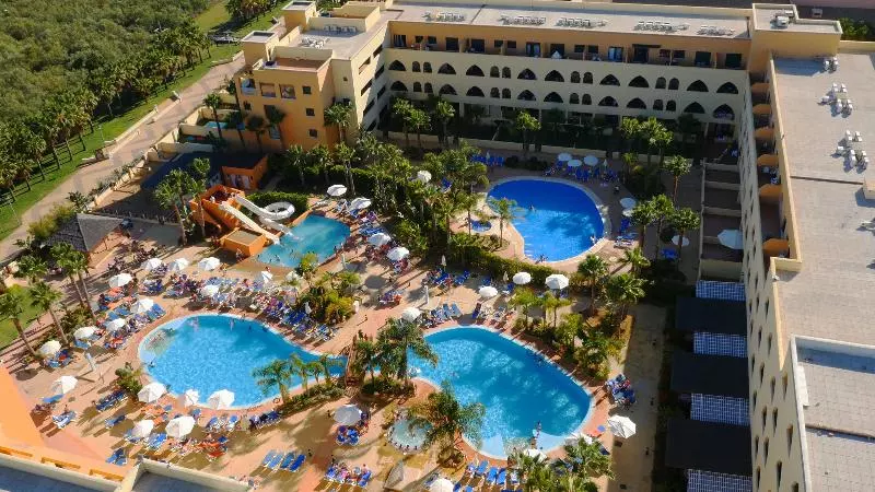 Отель Playamarina