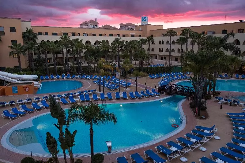 Отель Playamarina