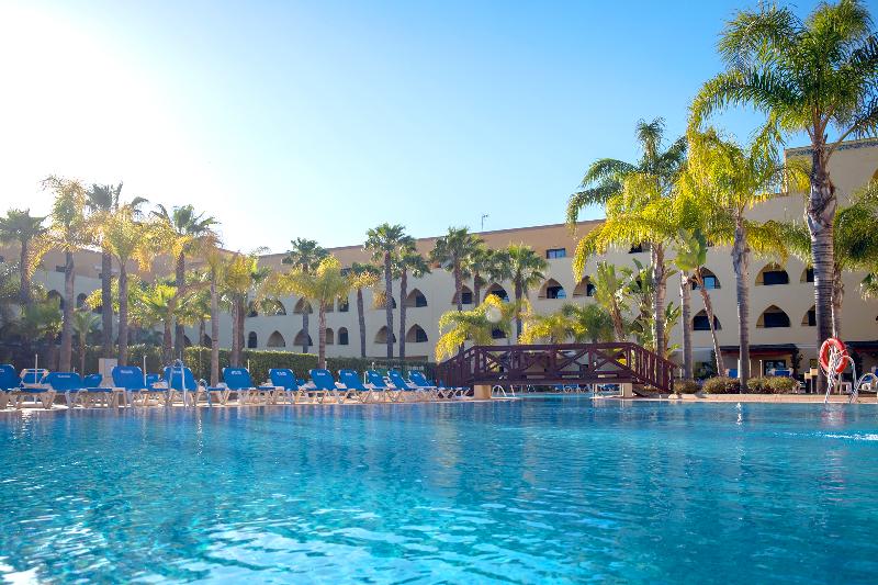 בית מלון כפרי Playamarina