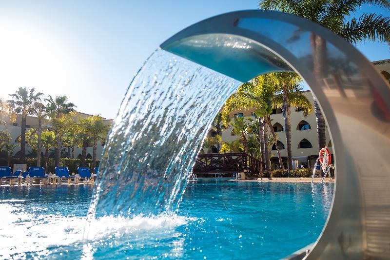 בית מלון כפרי Playamarina