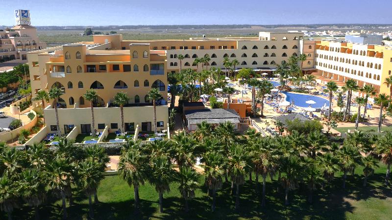 בית מלון כפרי Playamarina