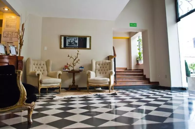 호텔 Plaza De Las Aljabas