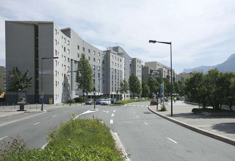 Отель Sejours & Affaires Grenoble Marie Curie