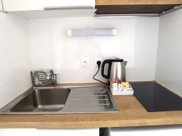 Отель Sejours & Affaires Grenoble Marie Curie