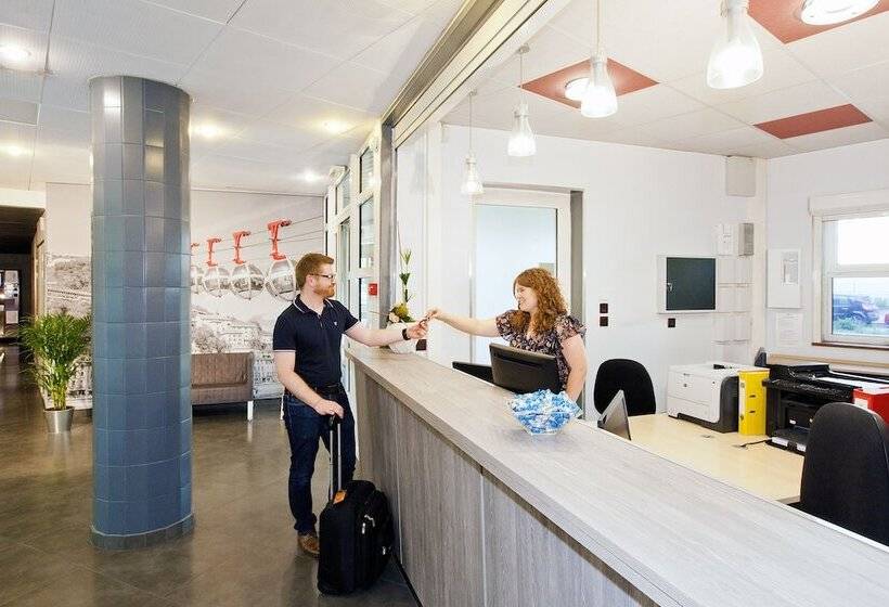 Отель Sejours & Affaires Grenoble Marie Curie