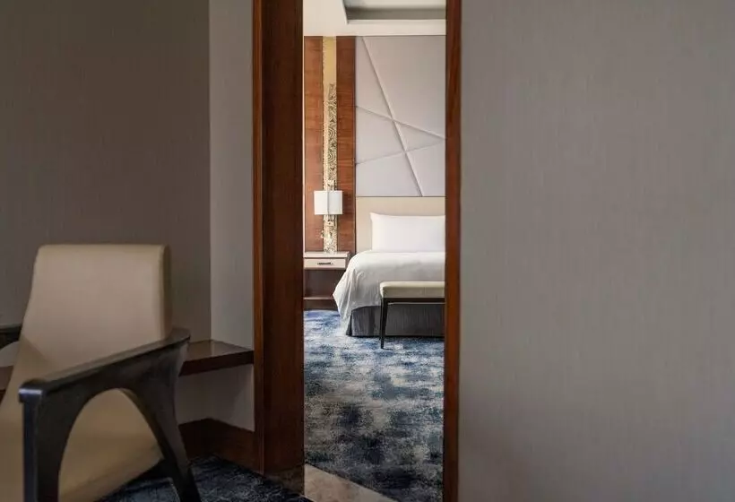 ホテル Shangrila Eros, New Delhi