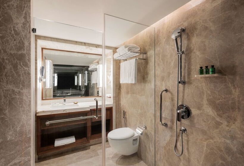 ホテル Shangrila Eros, New Delhi