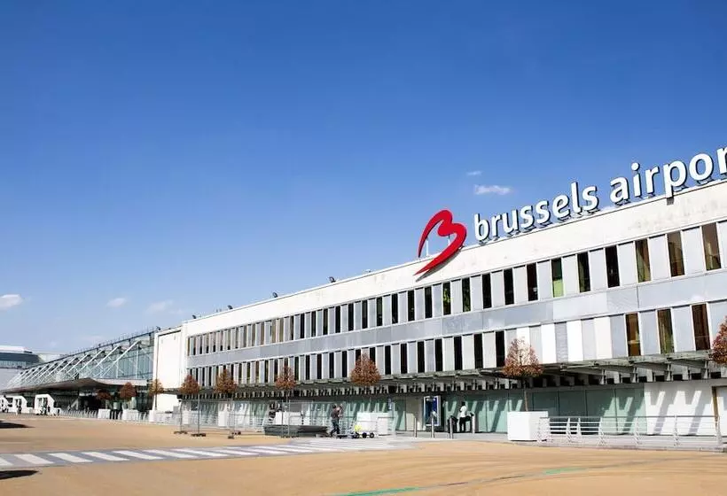 ホテル Sheraton Brussels Airport