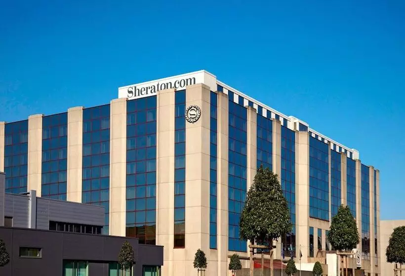 ホテル Sheraton Brussels Airport