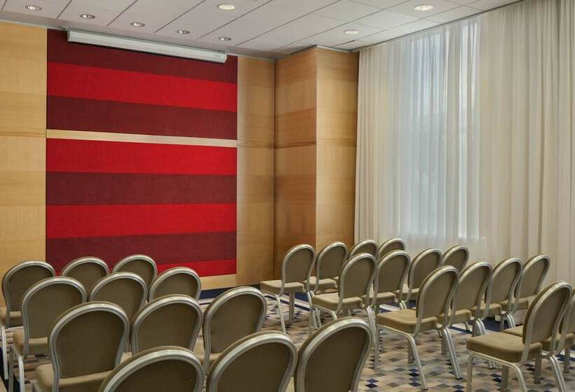 ホテル Sheraton Brussels Airport