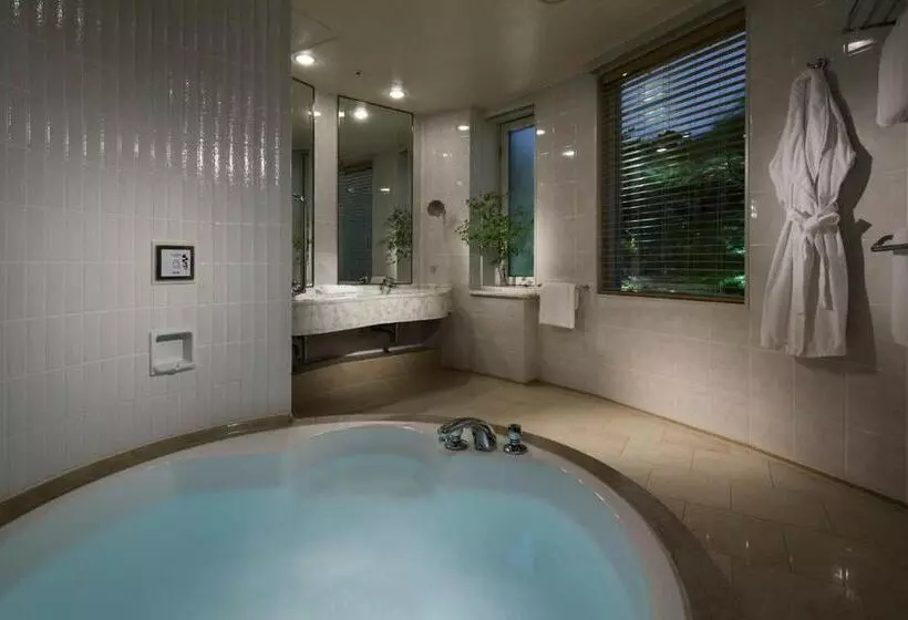 Hotel The Prince Sakura Tower Tokyo, Autograph Collection