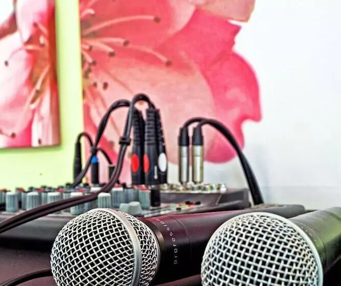 Hotelli Aleksandriya Peterhof