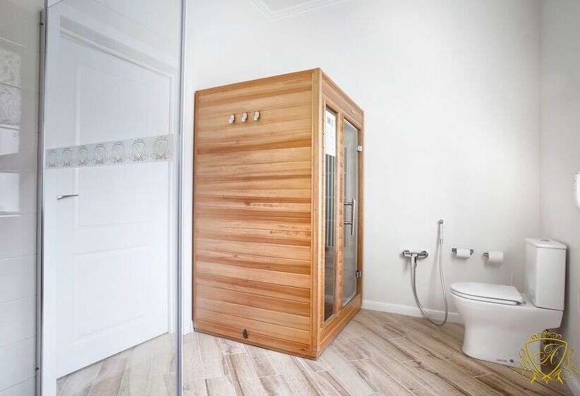 فندق Aleksandriya Peterhof