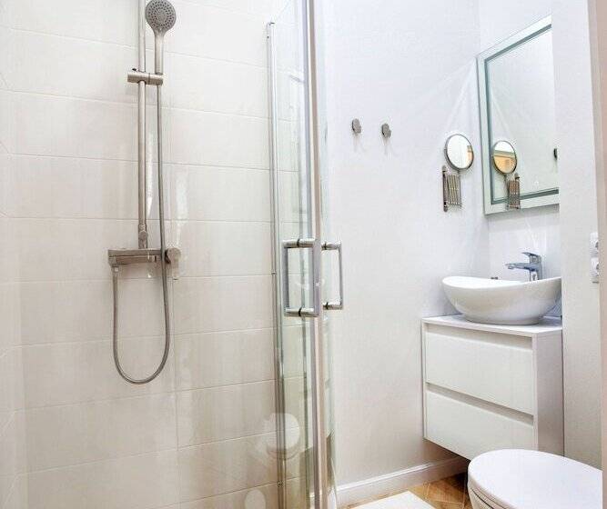 فندق Aleksandriya Peterhof