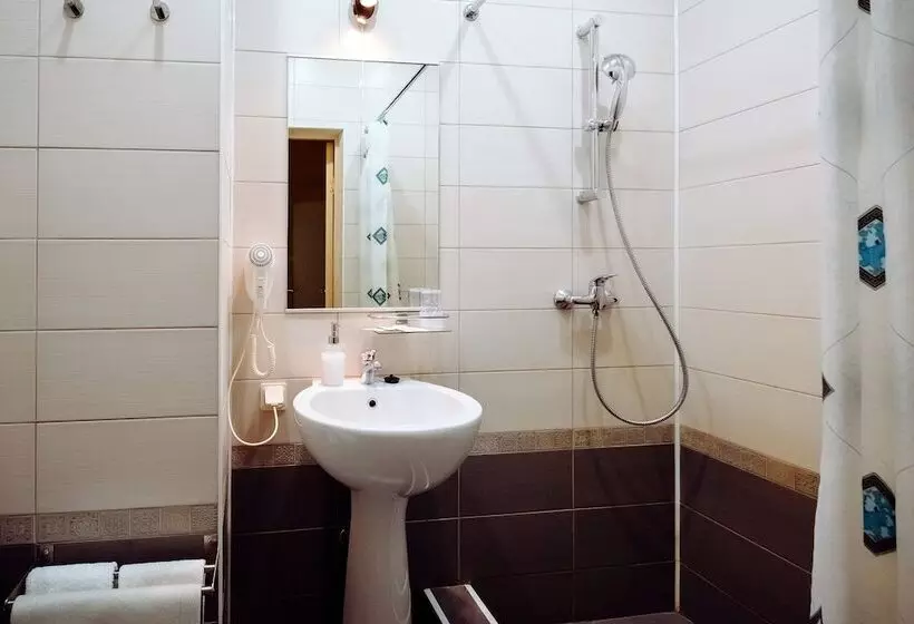 Hotelli Aleksandriya Peterhof