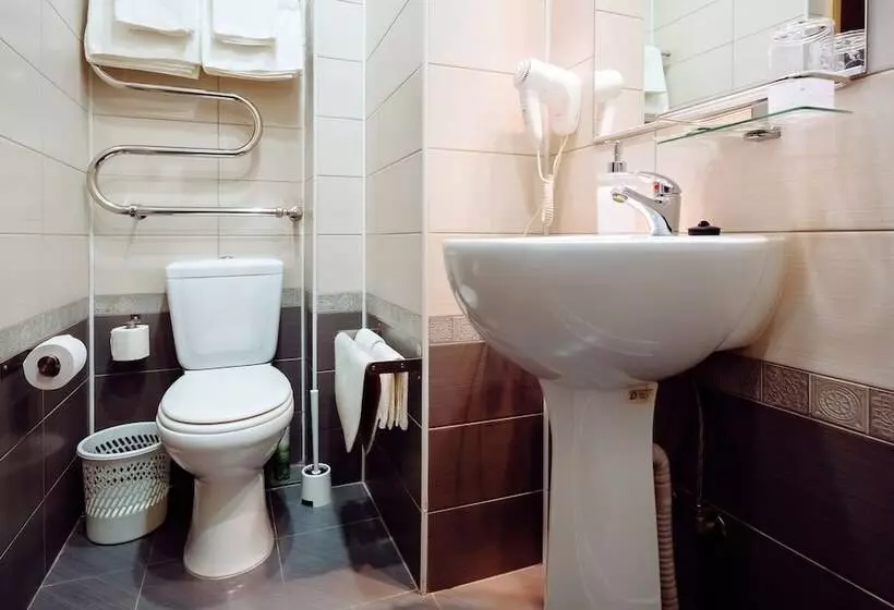 Hotelli Aleksandriya Peterhof