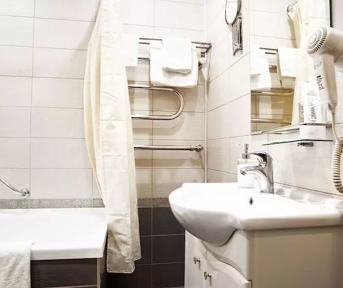 Hotelli Aleksandriya Peterhof