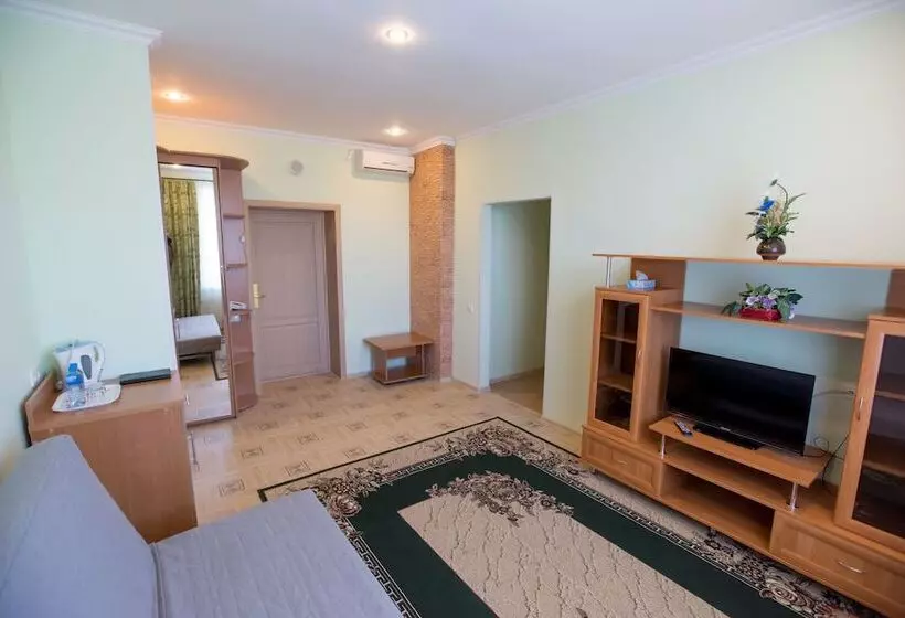 Hotelli Aleksandriya Peterhof