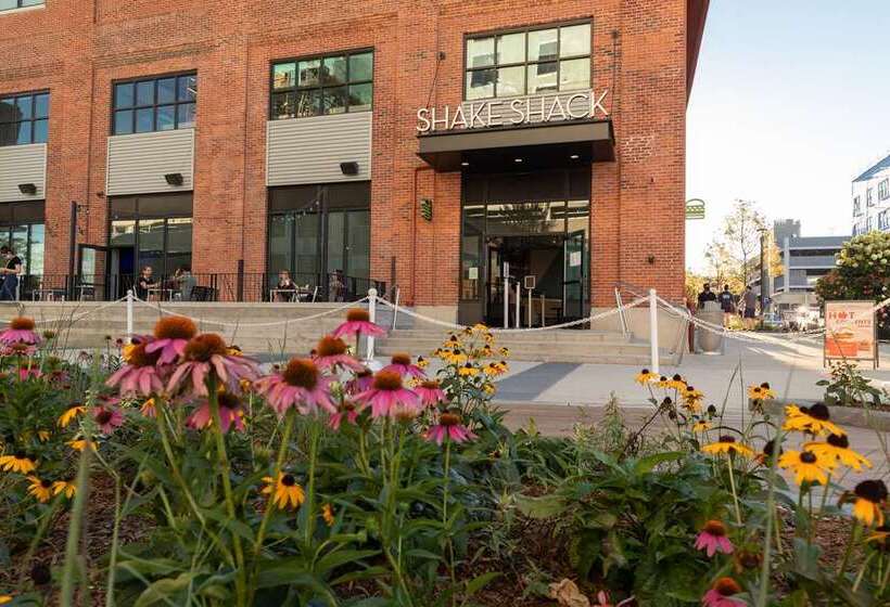 فندق Hampton Inn & Suites Watertown Boston