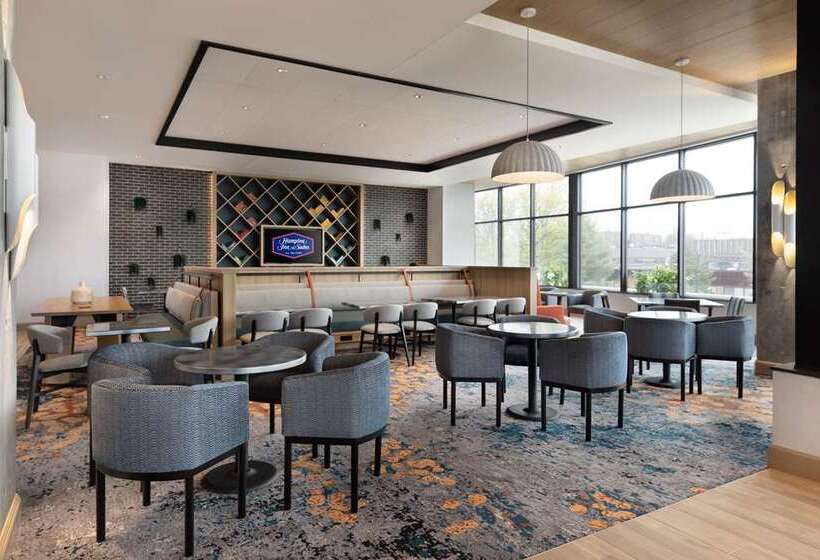 فندق Hampton Inn & Suites Watertown Boston