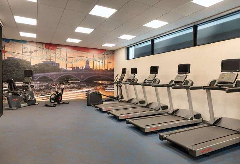 فندق Hampton Inn & Suites Watertown Boston