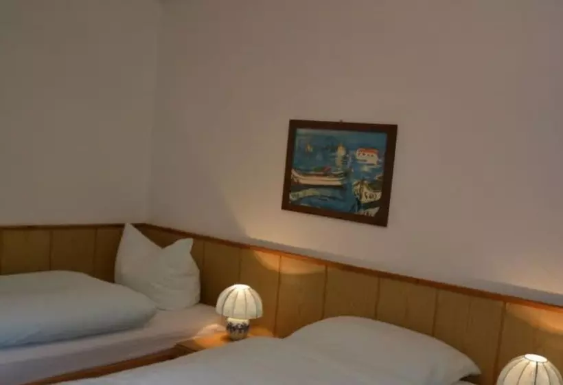 Hotelli Landgasthof Fuchsbau