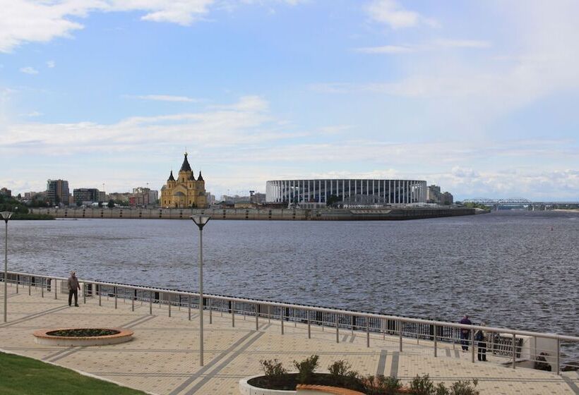 فندق Like Hostel