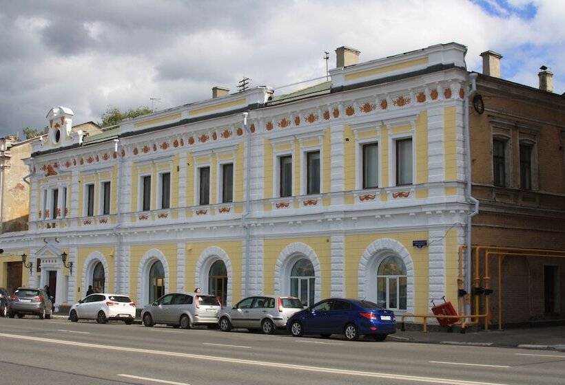 فندق Like Hostel