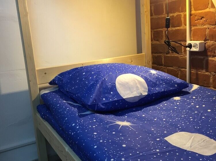 فندق Like Hostel