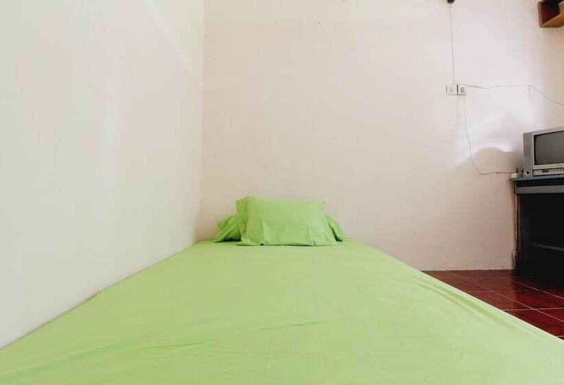 酒店 Wisma Sarjana Syariah  Khusus Putri