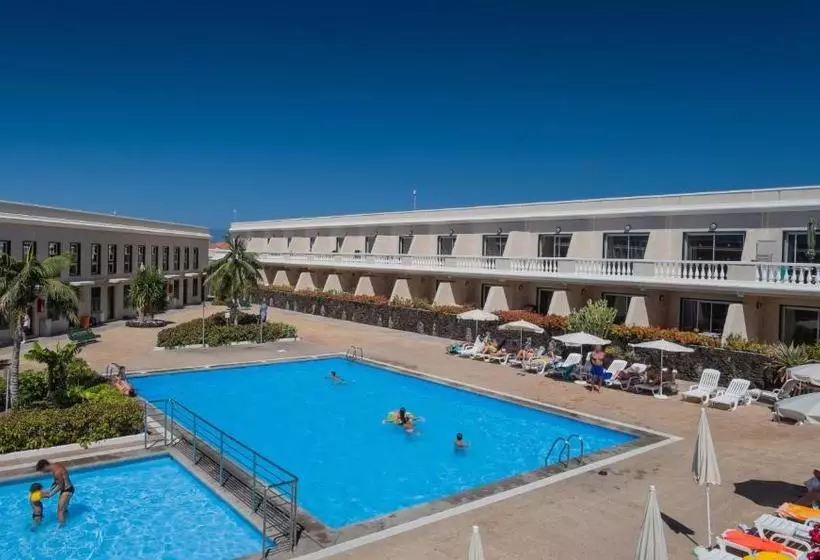 Apartamentos Charco Del Conde