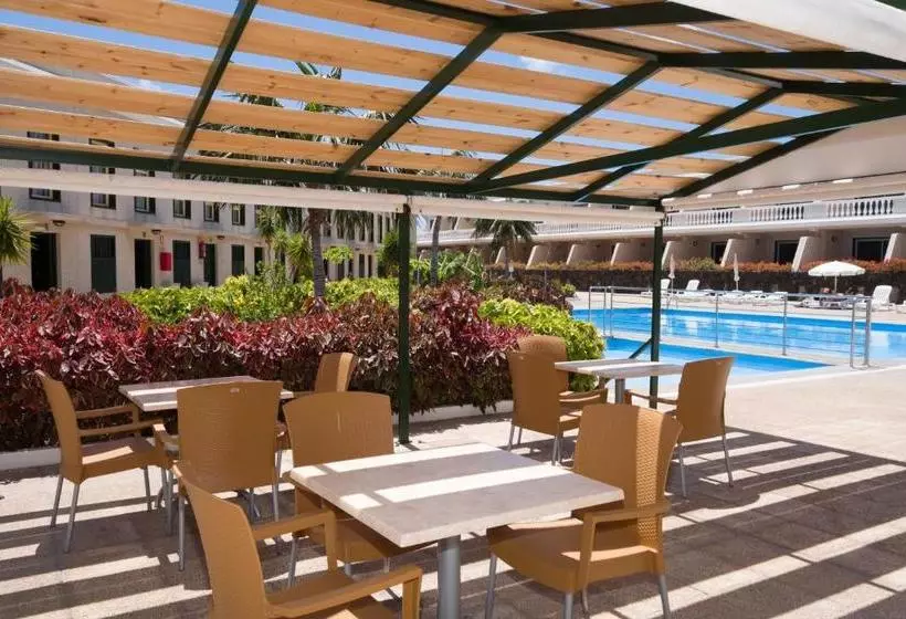 Apartamentos Charco Del Conde