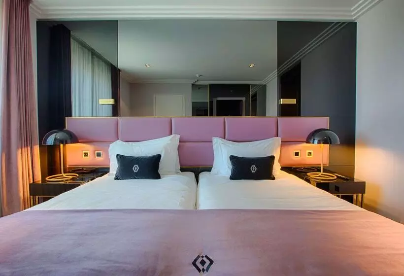 هتل Altis Avenida