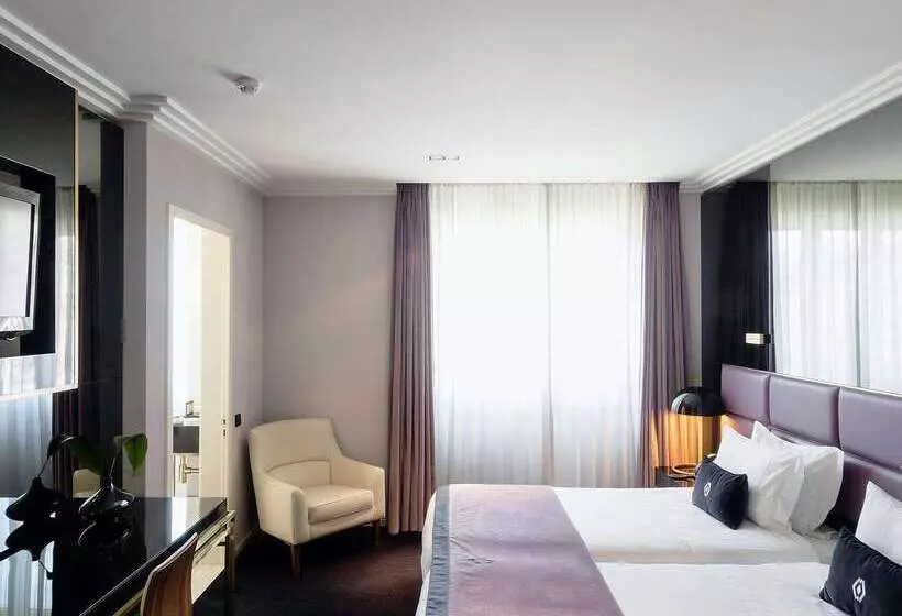 هتل Altis Avenida