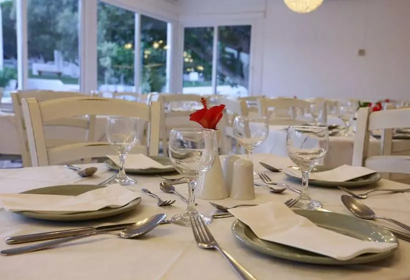 Отель Aphrodite Beach