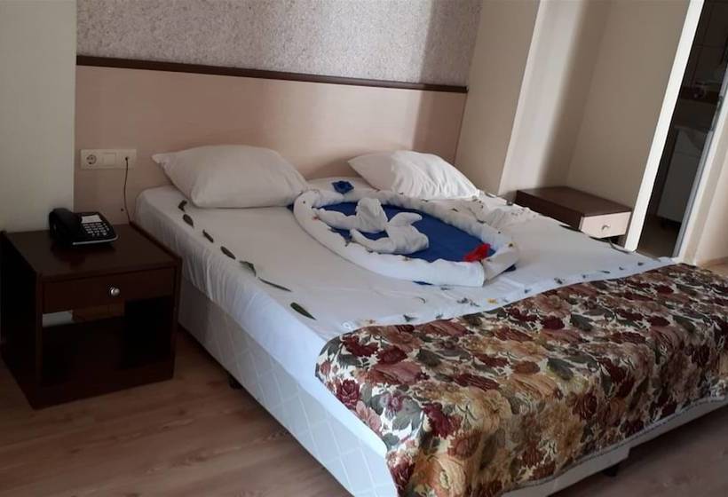 ホテル Astor Beach