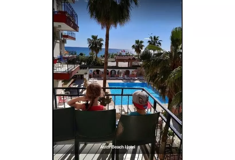 Otel Astor Beach