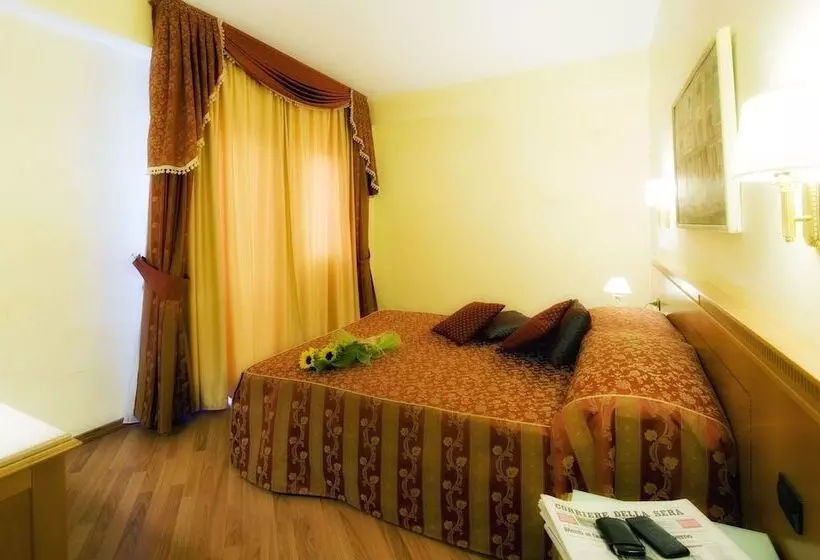 Hotel Bright