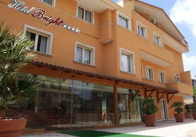 Hotel Bright