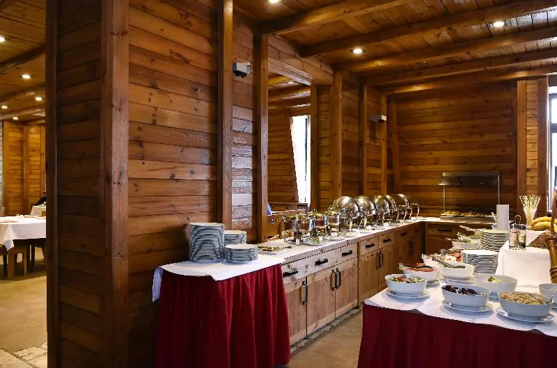 هتل Four Points By Sheraton Kolasin