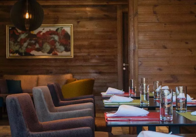 هتل Four Points By Sheraton Kolasin