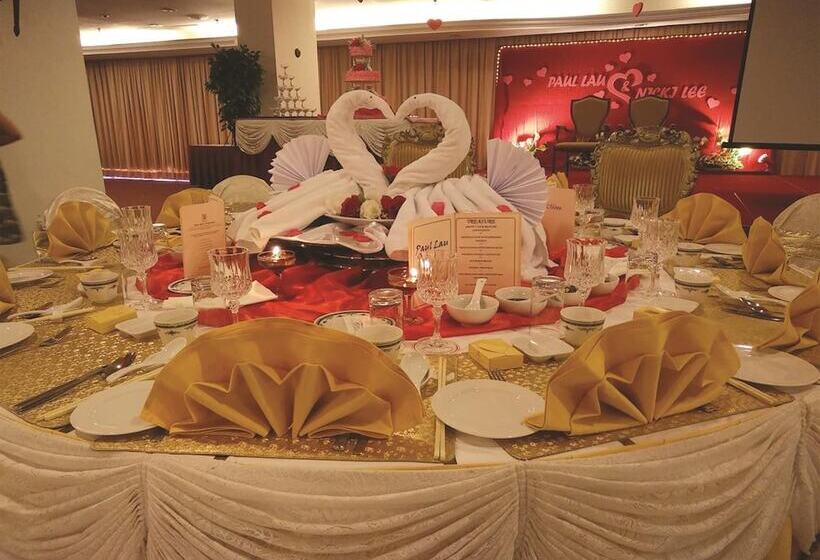 호텔 Grand Continental  Kuala Terengganu