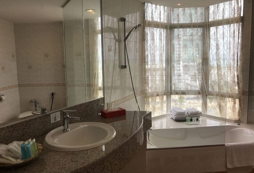 호텔 Grand Continental  Kuala Terengganu