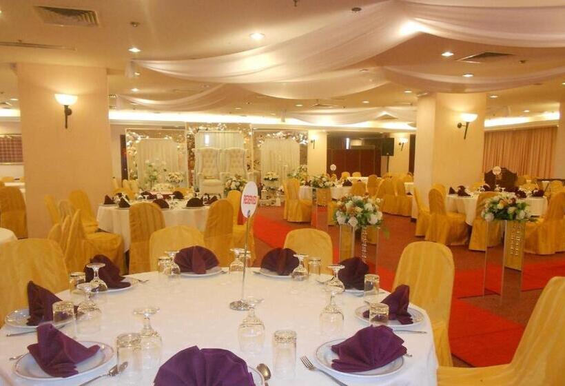 호텔 Grand Continental  Kuala Terengganu