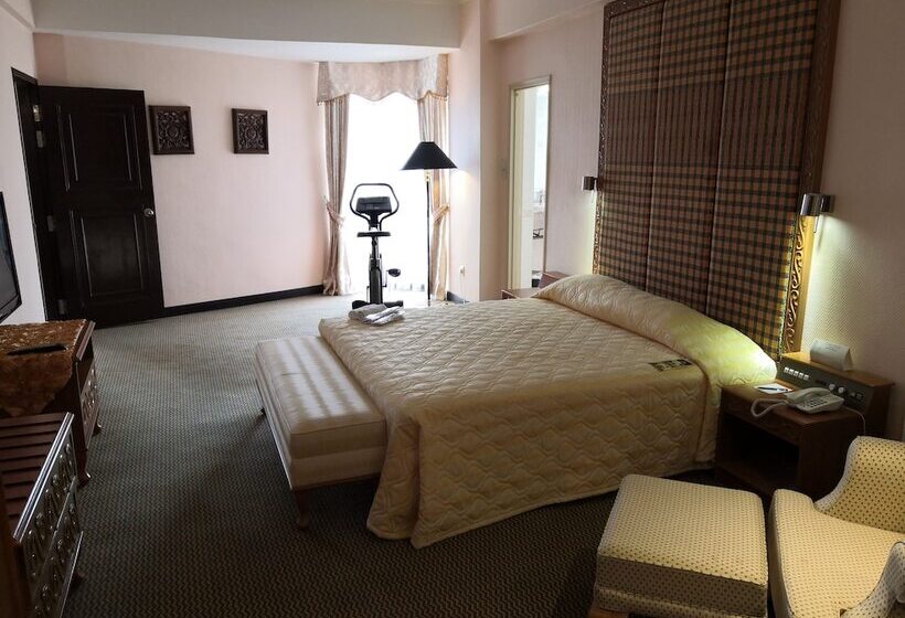 호텔 Grand Continental  Kuala Terengganu