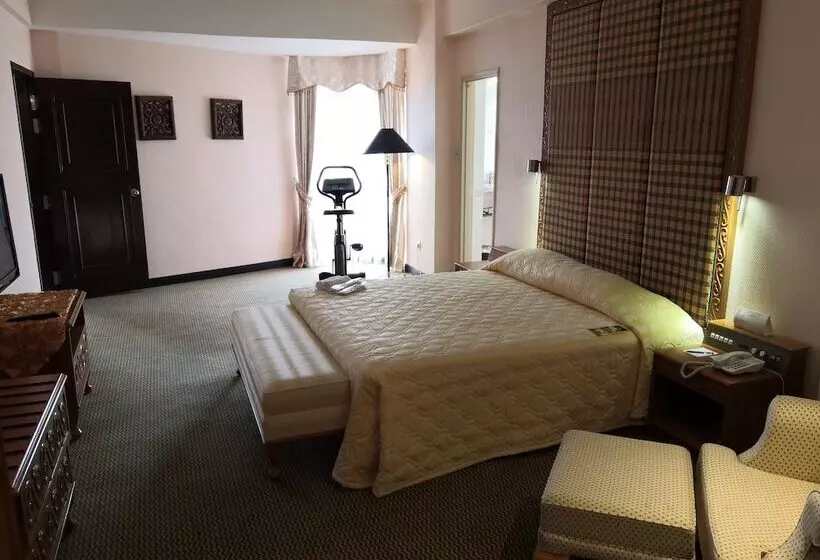 호텔 Grand Continental  Kuala Terengganu