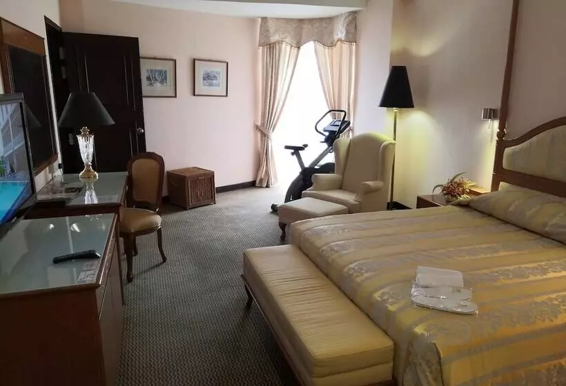 호텔 Grand Continental  Kuala Terengganu